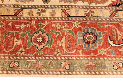 Serapi Beige Hand Knotted 99 X 1310 Area Rug 254-29585 Image 4