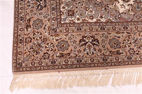 Isfahan Beige Hand Knotted 72 X 1010  Area Rug 254-29587 Image 2