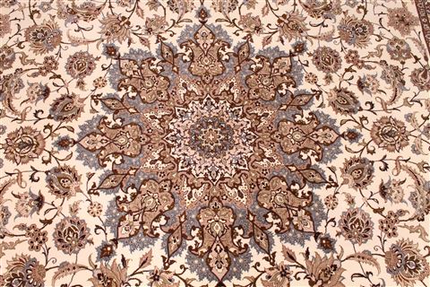 Isfahan Beige Hand Knotted 72 X 1010  Area Rug 254-29587 Image 3