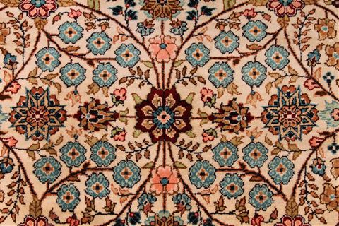 Hereke Beige Hand Knotted 88 X 116  Area Rug 254-29594 Image 9