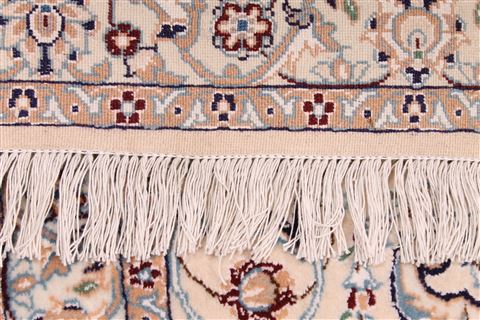 Nain Beige Hand Knotted 82 X 116 Area Rug 254-29597 Image 8