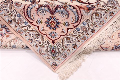 Isfahan Brown Hand Knotted 88 X 128 Area Rug 254-29599 Image 8