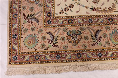 Tabriz Beige Hand Knotted 84 X 116 Area Rug 254-29600 Image 2
