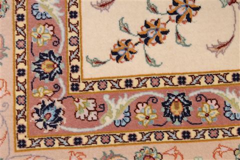 Tabriz Beige Hand Knotted 84 X 116 Area Rug 254-29600 Image 5