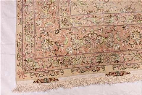 Tabriz Purple Hand Knotted 82 X 1110 Area Rug 254-29605 Image 2