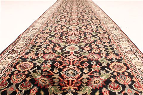 Hamedan Beige Runner Hand Knotted 27 X 156 Area Rug 250-29621 Image 2