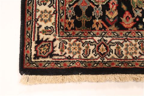 Hamedan Beige Runner Hand Knotted 27 X 156 Area Rug 250-29621 Image 7
