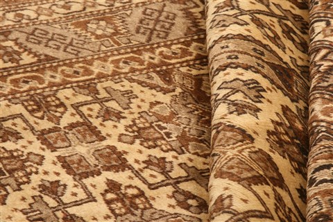 Kayseri Brown Hand Knotted 81 X 114 Area Rug 100-29630 Image 3