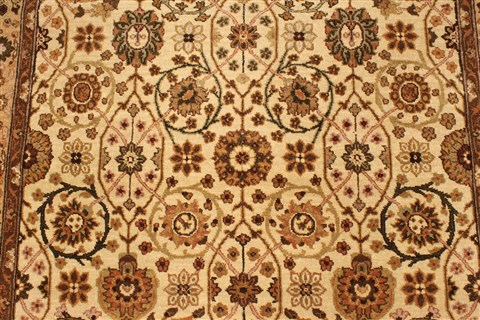 Oushak Beige Runner Hand Knotted 41 X 123 Area Rug 250-29657 Image 7