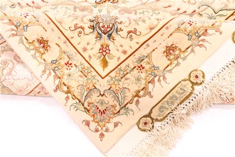 Tabriz Beige Hand Knotted 82 X 1110 Area Rug 254-29663 Image 8