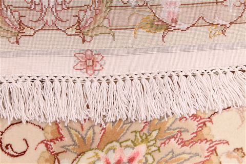 Tabriz Beige Hand Knotted 84 X 118 Area Rug 254-29666 Image 6