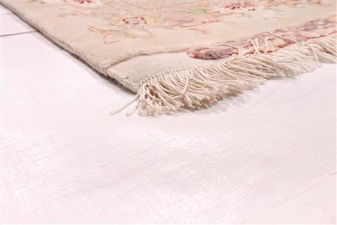 Tabriz Beige Hand Knotted 83 X 116 Area Rug 254-29667 Image 1