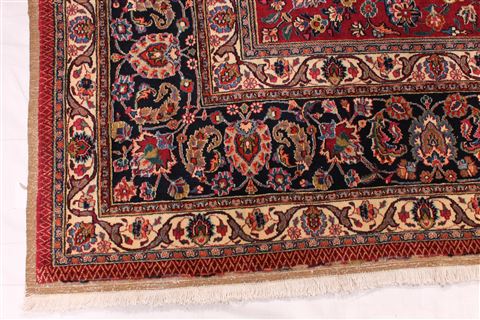 Mashad Red Hand Knotted 81 X 112 Area Rug 254-29668 Image 2