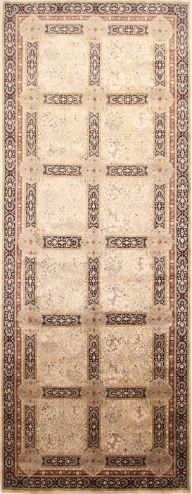 Pak-Persian Beige Hand Knotted 61 X 1510 Area Rug 254-29694 Image 0