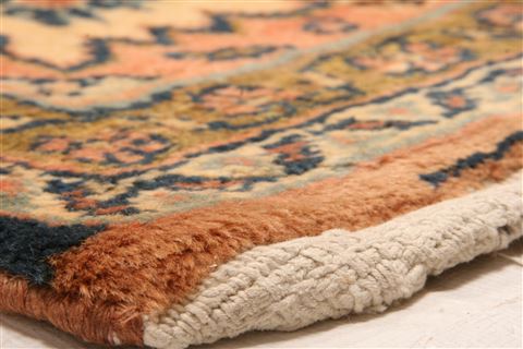 Sarouk Red Hand Knotted 76 X 116 Area Rug 253-29706 Image 1