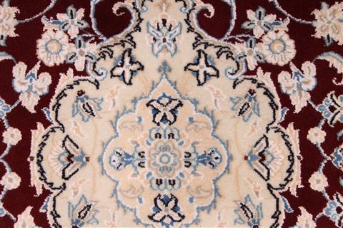 Nain Beige Runner Hand Knotted 29 X 69 Area Rug 254-29717 Image 2