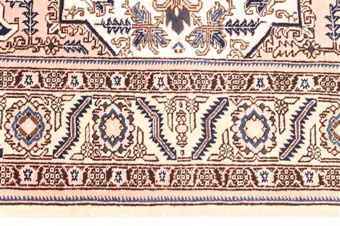 Ardebil Purple Square Hand Knotted 50 X 50 Area Rug 254-29728 Image 3