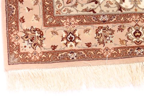 Isfahan White Runner Hand Knotted 27 X 76 Area Rug 254-29735 Image 1