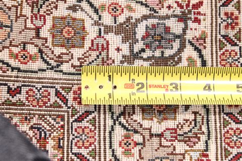 Mahi Beige Runner Hand Knotted 27 X 130 Area Rug 254-29739 Image 6