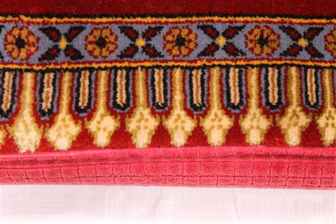 Kashan Red Hand Woven 23 X 32 Area Rug 254-29744 Image 4
