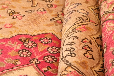 Tabriz Red Hand Knotted 99 X 1210 Area Rug 100-29752 Image 3