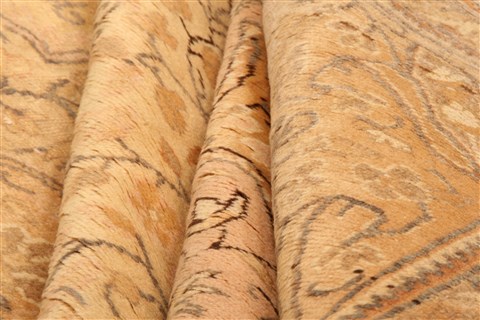 Kayseri Beige Hand Knotted 81 X 124 Area Rug 100-29793 Image 2