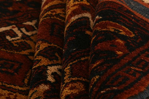 Kunduz Red Square Hand Knotted 310 X 43 Area Rug 253-29828 Image 2
