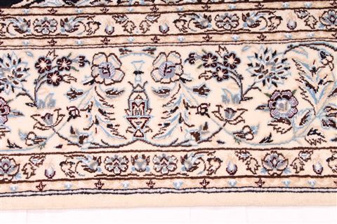 Nain Beige Hand Knotted 70 X 910 Area Rug 254-29842 Image 3