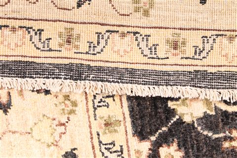 Pishavar Beige Hand Knotted 57 X 84 Area Rug 254-29853 Image 5