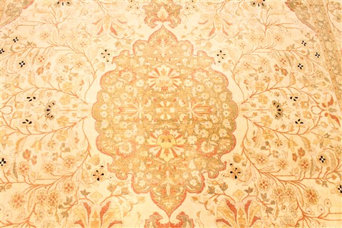 Haji Jalili Beige Hand Knotted 91 X 123 Area Rug 254-29883 Image 2