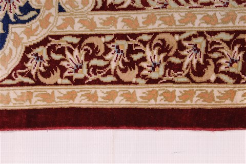 Qum Beige Hand Knotted 111 X 27 Area Rug 254-29901 Image 3