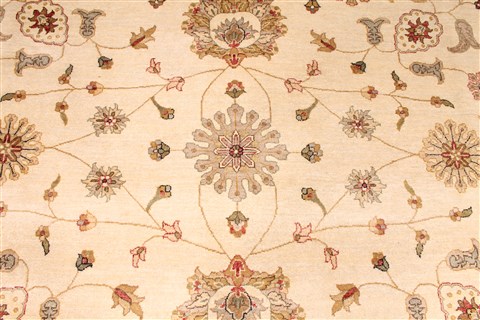 Ziegler Beige Hand Knotted 90 X 120 Area Rug 254-29909 Image 2