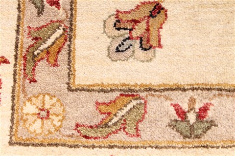 Ziegler Beige Hand Knotted 90 X 120 Area Rug 254-29909 Image 4