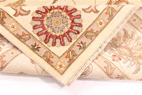 Ziegler Beige Hand Knotted 90 X 120 Area Rug 254-29909 Image 9