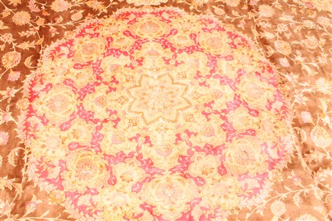 Tabriz Beige Hand Knotted 127 X 156 Area Rug 254-29921 Image 2