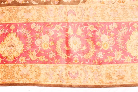 Tabriz Beige Hand Knotted 127 X 156 Area Rug 254-29921 Image 3