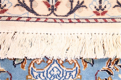 Nain Beige Hand Knotted 17 X 27 Area Rug 254-29926 Image 4