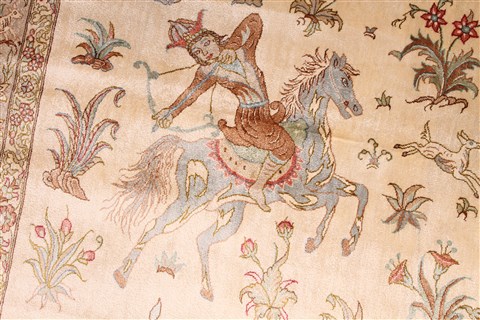 Qum Beige Runner Hand Knotted 33 X 130 Area Rug 254-29938 Image 4