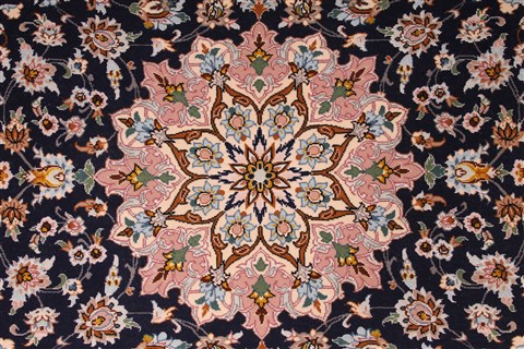 Isfahan Blue Hand Knotted 29 X 42 Area Rug 254-29963 Image 2