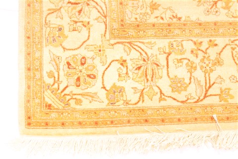 Haji Jalili Beige Hand Knotted 41 X 64 Area Rug 254-29980 Image 1