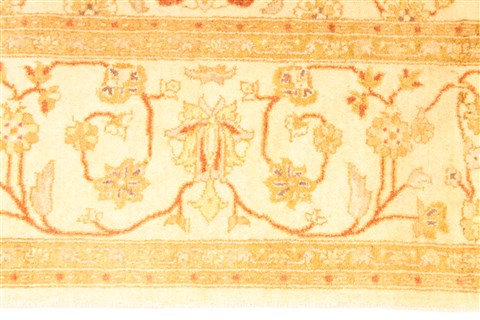 Haji Jalili Beige Hand Knotted 41 X 64 Area Rug 254-29980 Image 3