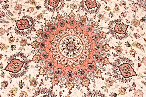 Tabriz Purple Round Hand Knotted 910 X 910 Area Rug 254-30002 Image 3
