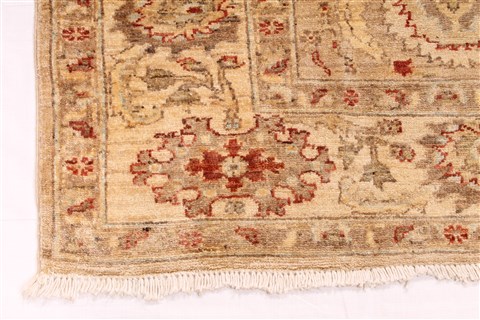 Ziegler Beige Hand Knotted 61 X 88 Area Rug 254-30022 Image 1