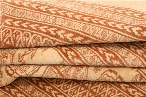 Bhadohi Brown Hand Knotted 42 X 67 Area Rug 100-30030 Image 4