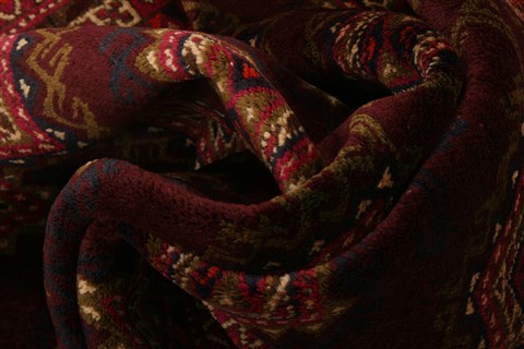 Yamouth Red Hand Knotted 42 X 68 Area Rug 253-30038 Image 1