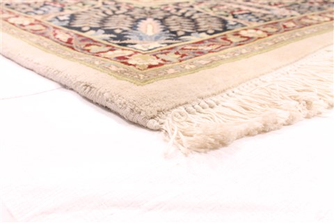 Tabriz Black Hand Knotted 63 X 97 Area Rug 254-30050 Image 5