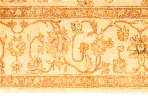 Tabriz Beige Hand Knotted 31 X 410  Area Rug 254-30053 Image 4