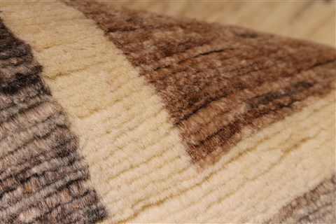 Gabbeh Beige Hand Knotted 35 X 49 Area Rug 254-30057 Image 10