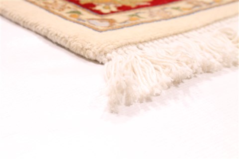 Tabriz Beige Hand Knotted 29 X 42 Area Rug 254-30071 Image 4