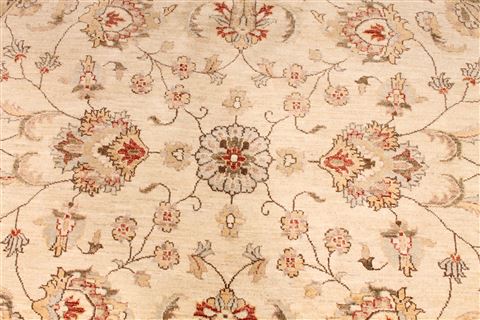 Ziegler Beige Round Hand Knotted 80 X 80 Area Rug 254-30084 Image 2